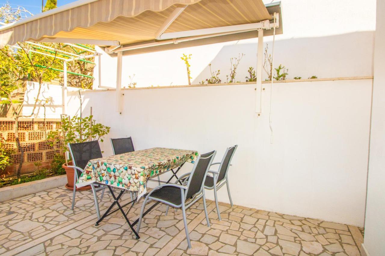 Apartment Mario With Terrace And Sea View Baska  Exterior photo