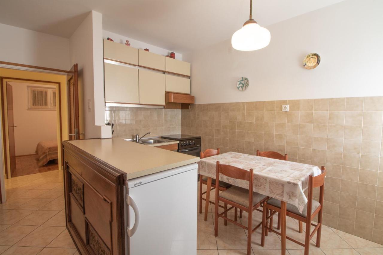 Apartment Mario With Terrace And Sea View Baska  Exterior photo